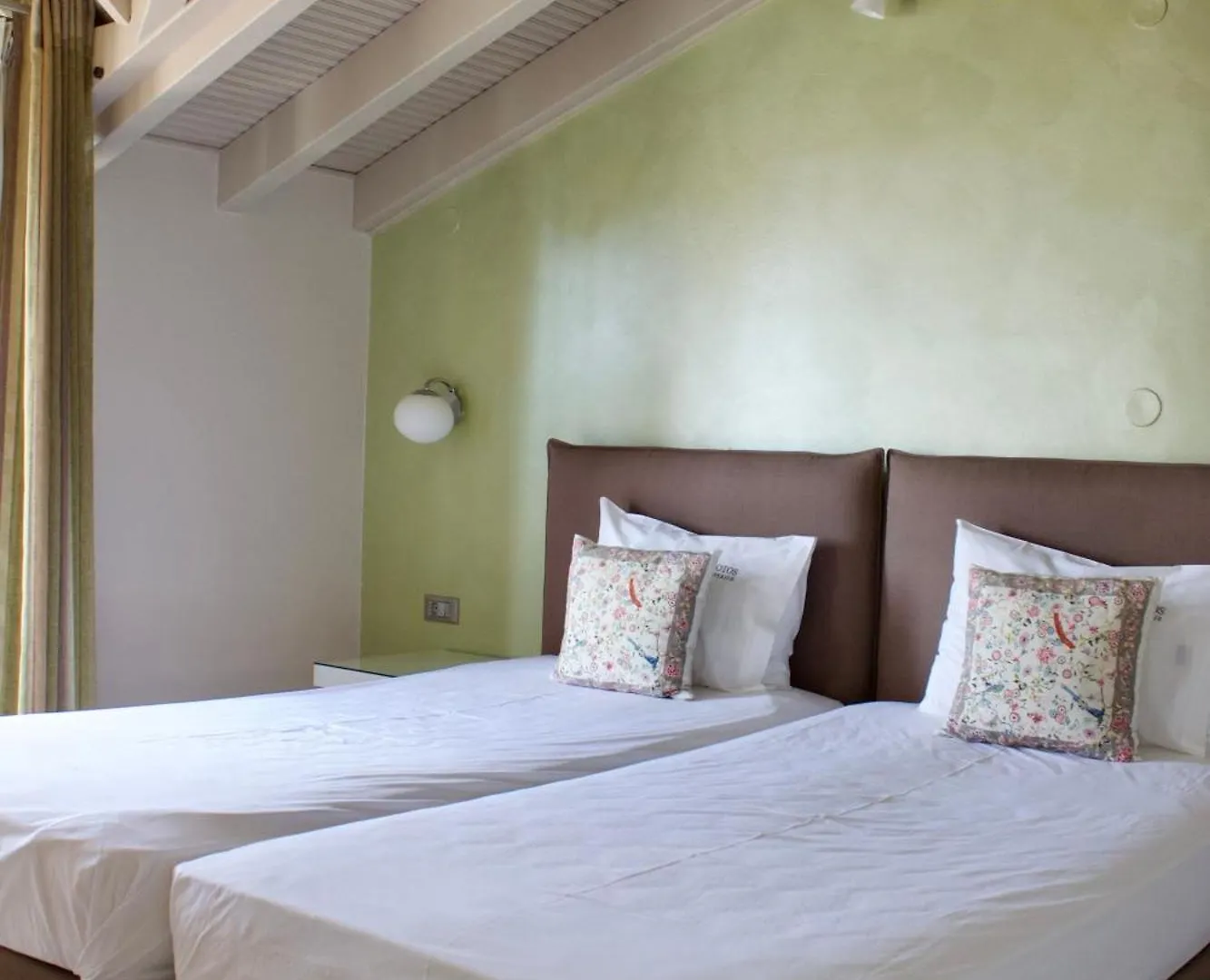 Apartment Notos Luxury Studios Katelios Greece